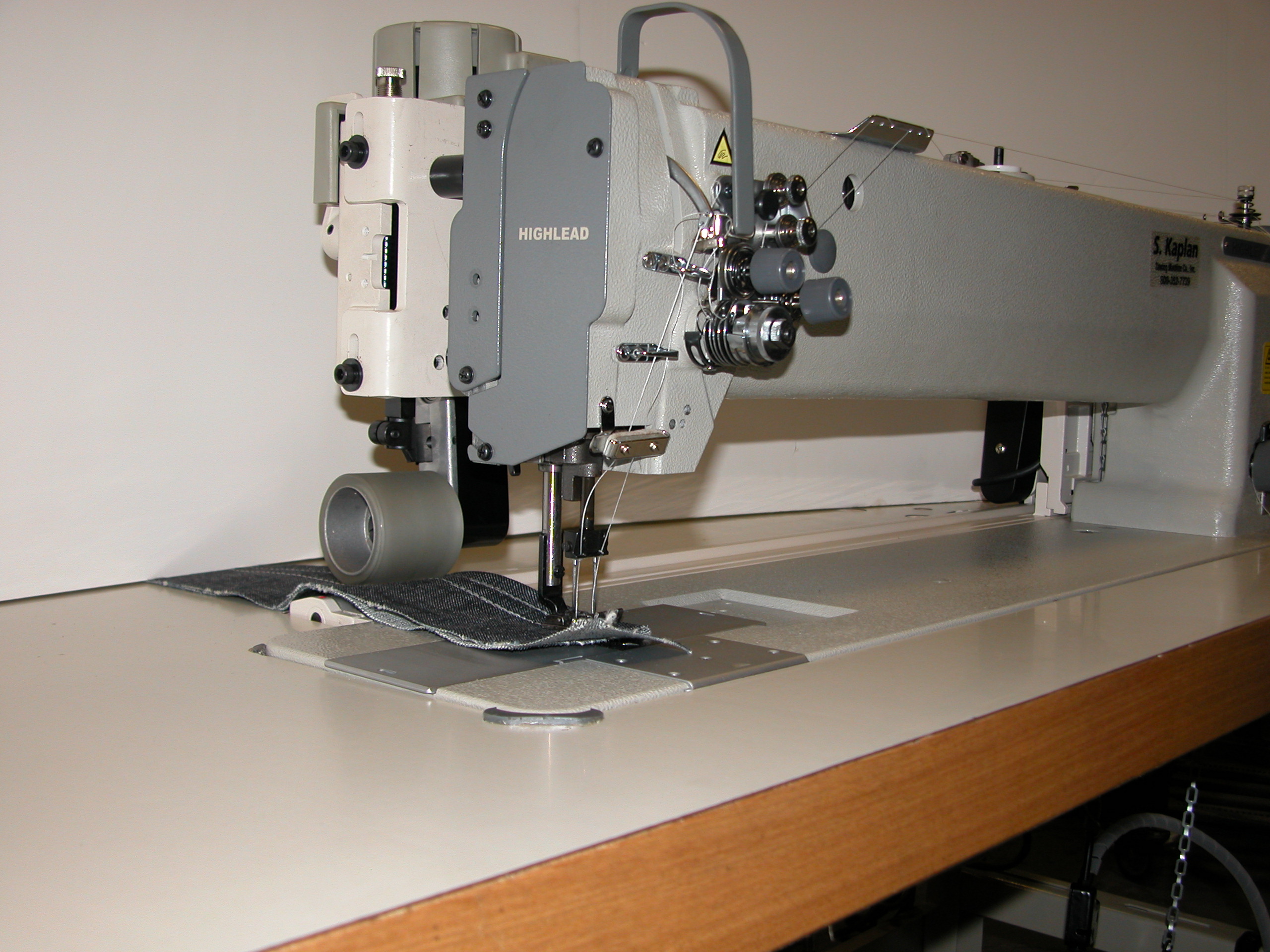Highlead GC20698-1 & GC20698-2 Sewing Machines